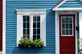 Cute & cozy 2 bedrooms townhouse downtown St Johns 2 mins walk to water !